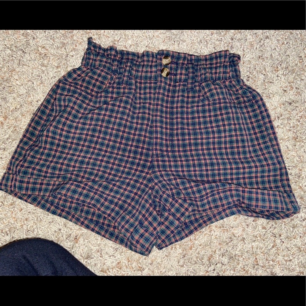 American Eagle Plaid Mom Shorts